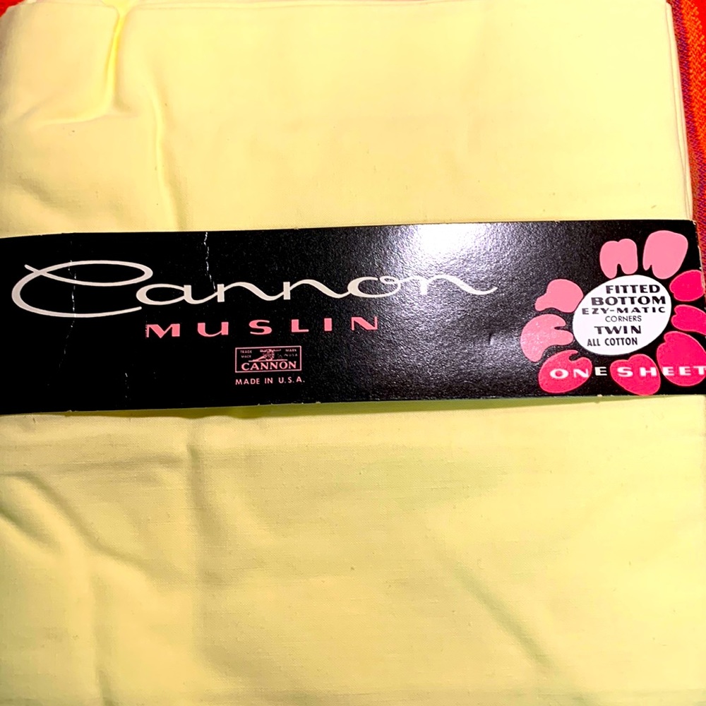 Vintage Cannon Sheet Twin fitted